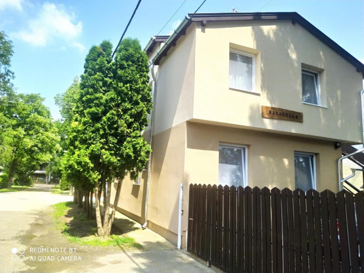 Marabella Apartmanok Hajdúszoboszló Екстериор снимка