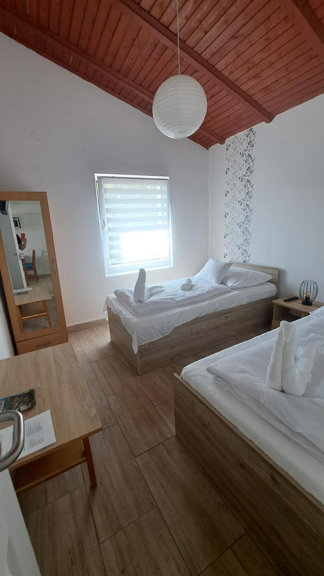 Marabella Apartmanok Hajdúszoboszló Екстериор снимка
