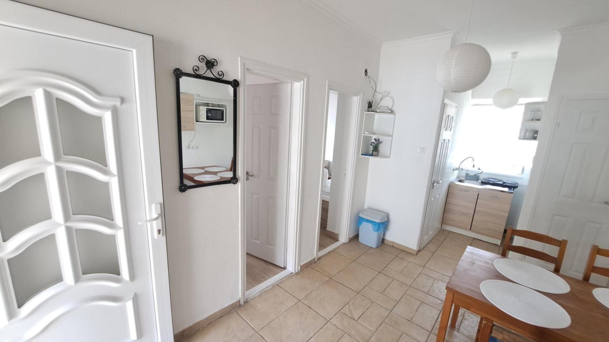 Marabella Apartmanok Hajdúszoboszló Екстериор снимка