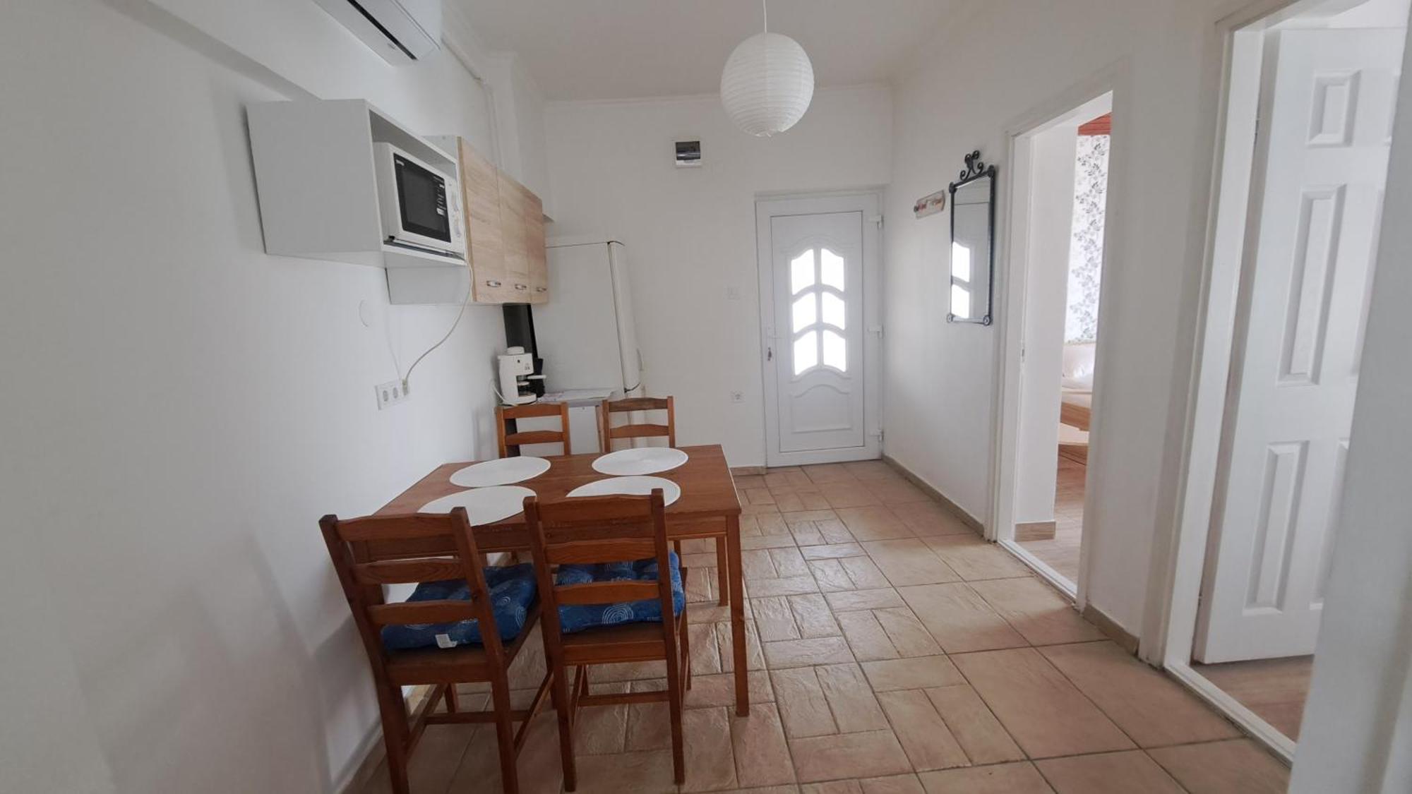 Marabella Apartmanok Hajdúszoboszló Екстериор снимка